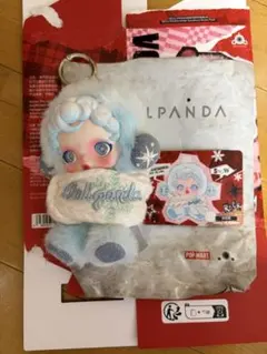 POPMART SKULLPANDAぬいぐるみSong of Snow