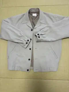JUNRED ベージュ ブルゾン ジャケットのサムネイル