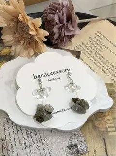 ラブラドライトの華奢ピアス イヤリング