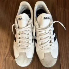 adidas ホワイト ブラック スニーカー　26.5cm