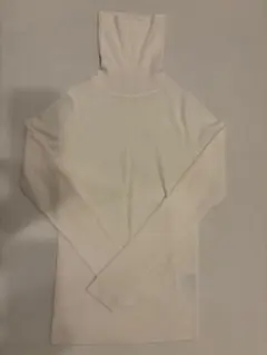 ユニクロ メリノリブタートルネックセーター s