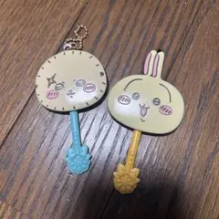 ちいかわ　ロリポップチョコチャームキーホルダー　うさぎ ラッコ ウサギ らっこ