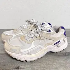 パープル スニーカー