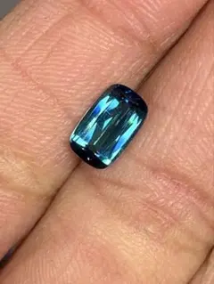 最高級スリランカ産 天然ブルースピネル 3.4ct インディゴブルーの深遠 