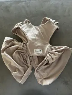 Item thumbnail for item 4cbf54c4-5202-4d61-b851-cf3c8bf49820