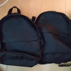 黒のリュックバックパック