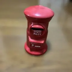 赤い郵便ポスト型　貯金箱