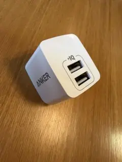 Anker PowerPort mini 12W 2ポート USB急速充電器