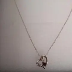 ESTELLE ハート型ネックレス