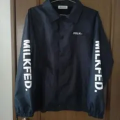 MILKFED. ブラック ジャンパー ロゴ入り コーチジャケット