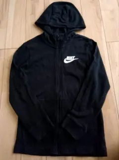 Nike 黒 フルジップパーカー