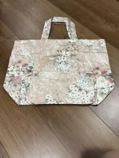 新品未使用　花柄トートバッグ ピンク　裏地あり