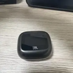 JBL Live Beam 3 本体充電ケース