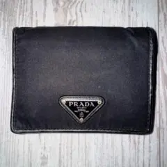 PRADA二つ折り財布