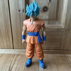 超サイヤ人ゴッド　悟空 フィギュア