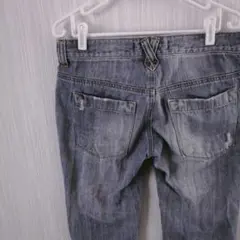 SUPER HAKKA　デニムパンツ　ジーンズ　五分丈　刺繍　レディース