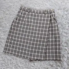 【美品】23区SPORT ゴルフウェア チェック柄キュロット Mサイズのサムネイル