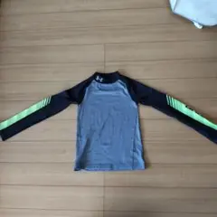 アンダーアーマー　インナー　アンダーシャツ