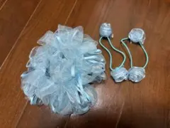 水色リボン付きシュシュと花型ヘアゴム