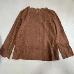 Te chi chi テチチブラウン 花柄レース 長袖トップス