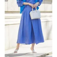 セール　美品　／ ブルー　ストライプ フレア　ロングスカートのサムネイル