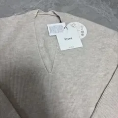 Elura ニット　ベージュ　新品未使用