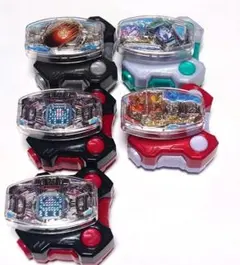 仮面ライダーギーツ　バックルセット　ＢＡＮＤＡＩ 　カプセルトイのサムネイル