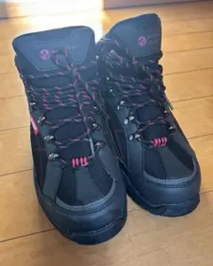 Item thumbnail for item 56973bcb-935a-4f3e-9c5c-e687fa7d4024