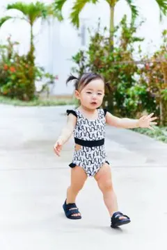 Item thumbnail for item c86daf6a-9a08-4ed6-abe3-c492d2fd78c9