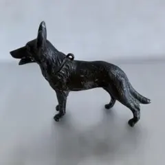 シェパード 置物のサムネイル