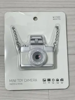 ［新品・未開封］ミニトイカメラ 3COINS アイボリー