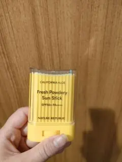 NATURE REPUBLIC Fresh Powdery Sun Stickのサムネイル