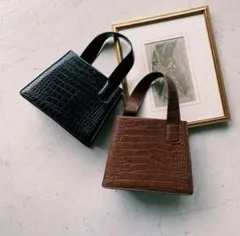 Link ショルダーバック　ブラウン　ChiEmi
