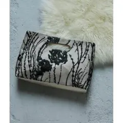 niana ニアナ パーティーバッグ サテン刺繍レース 花柄 結婚式 お呼ばれ