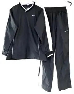 NIKE ジャージ上下セットアップ　黒色　バスケ　ナイキ　シャカシャカ　スポーツ