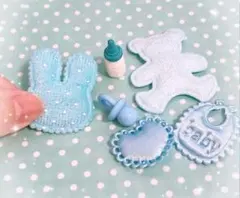 ブルー 赤ちゃんお世話セット6点 ミニチュア ドールハウス ミニベビー用品