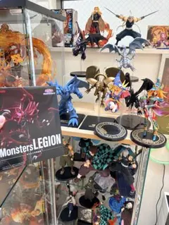 遊戯王　モンスターズレギオン フィギュア8体セット　ブラックマジシャンガール等