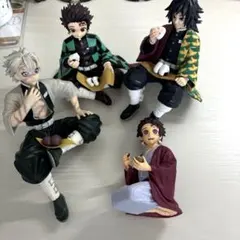 鬼滅の刃 フィギュア 4体セット　竈門炭治郎　冨岡義勇　不死川実弥　ちょこのせ