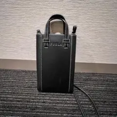【値下げ❗️超美品✨】FURLA フルラ　スマホショルダーバック