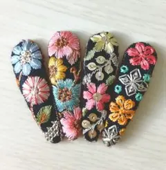インド刺繍リボンの花柄ヘアピン パッチン4個セット アソート