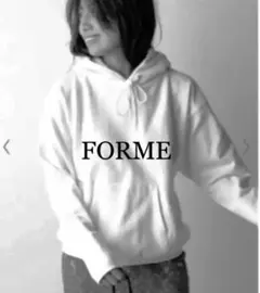 良品　FORME 東原亜希 デザインパーカー　フーディーのサムネイル