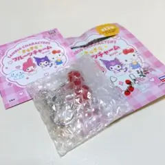 サンリオキャラクター きらきらフルーツチャーム キティ 大粒さくらんぼ