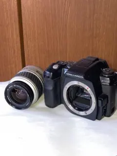 KONICA MINOLTA DG-5D デジタル一眼レフカメラ バッテリー付き Yahoo!オークション -「dg5」(デジタル一眼) (デジタルカメラ)の