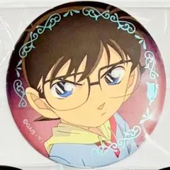 工藤新一 缶バッジ レトロ ミニキャラ コナンカフェ - メルカリ