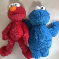 KAWS エルモ クッキーモンスター ぬいぐるみ