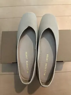 フラット パンプス