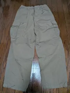 ユニクロ U ワイドフィットパラシュートカーゴパンツ
