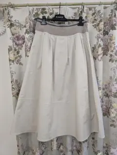 Ｙ様専用【美品】ブランベール フレアスカートのサムネイル