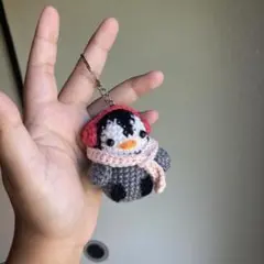 ペンギン あみぐるみ キーホルダー ハンドメイドのサムネイル