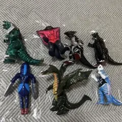 ウルトラマン怪獣 ソフビ フィギュア 練習用に使ったリペイント品 まとめ売りのサムネイル